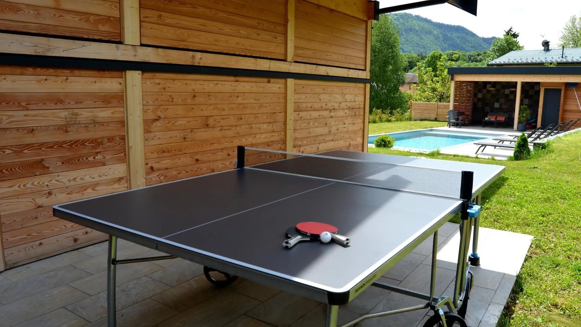 Chalet Neuf, Jacuzzi, Piscine Mai-Sept, Petanque, Proche Paradiski La Plagne